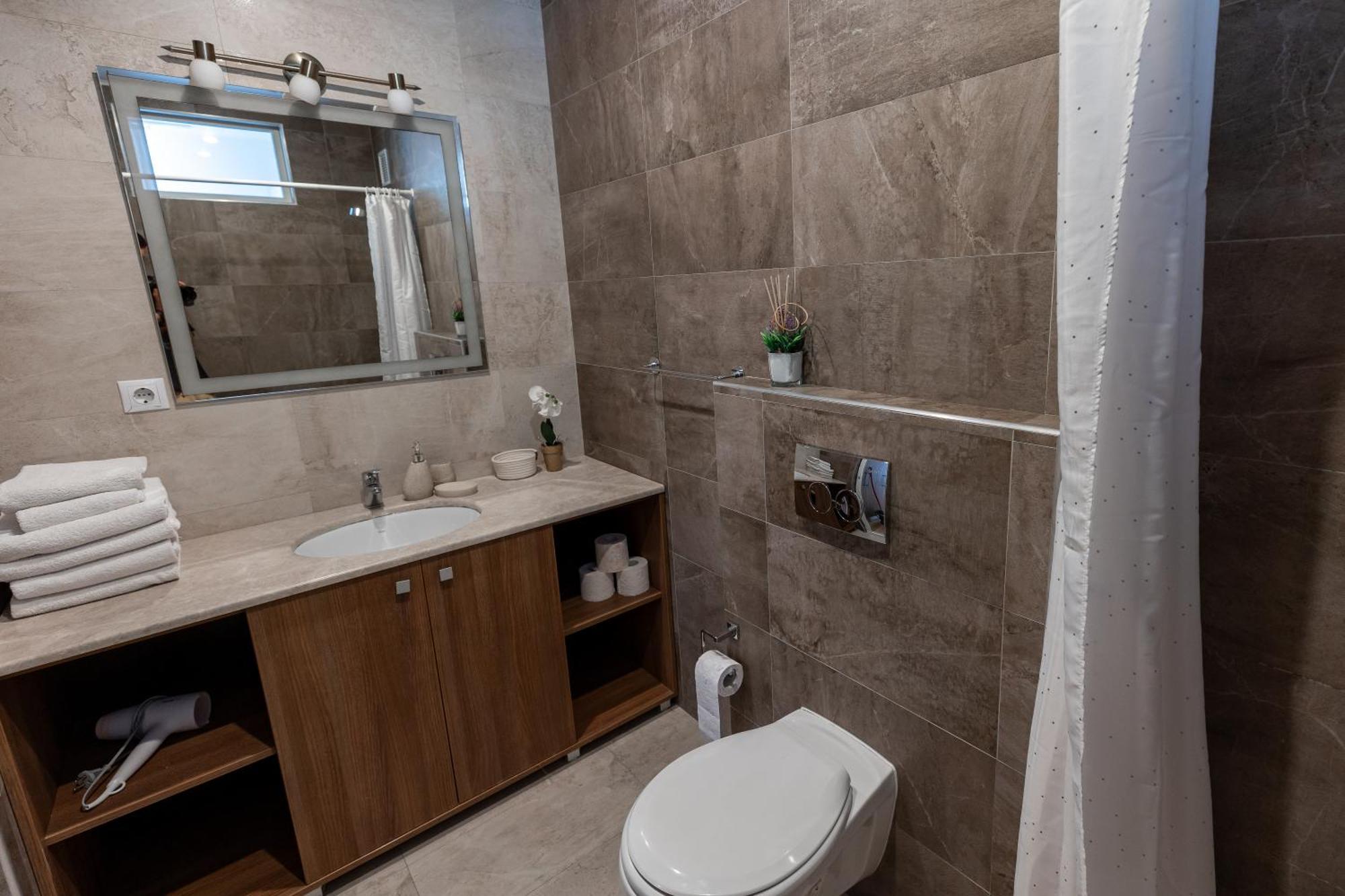 Salt Orchid Central Apartamento Turda Exterior foto